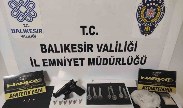 Uyuşturucu taciri 5 şahsa gözaltı