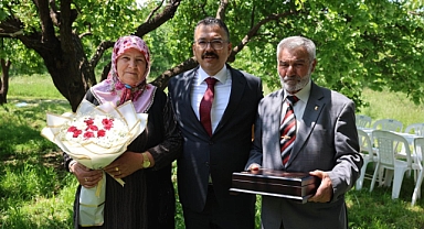 Vali Ercan Turan’dan şehit ailesine ziyaret