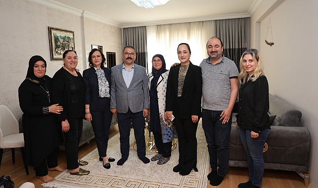 Vali Turan hane ziyaretlerine devam ediyor