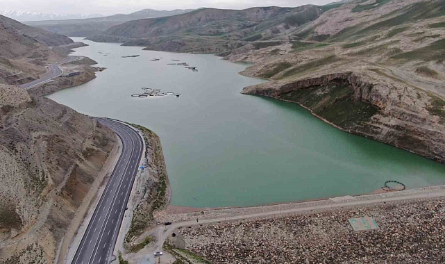 Van&#039;da yağışların etkisiyle barajlar tamamen dold