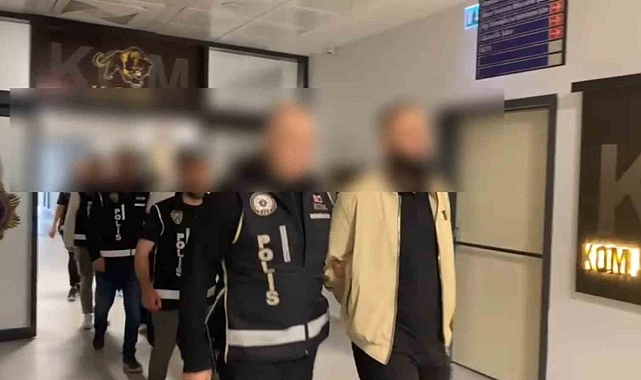 vatandaşlık vadiyle dolandıran şahıs tutuklandı