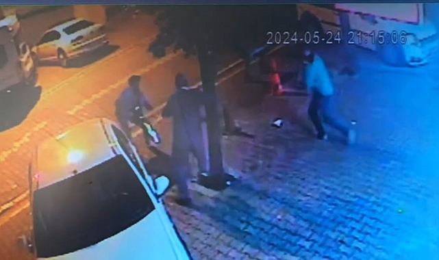 Yabancı uyruklu arkadaşını şikayet eden ev sahibine silahla saldırdı