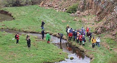 Yağmur çamur demeden rotalarını tamamladılar