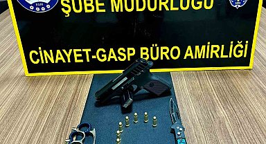 Yapılan kontrol ve uygulamalarda 9 silah ele geçirildi