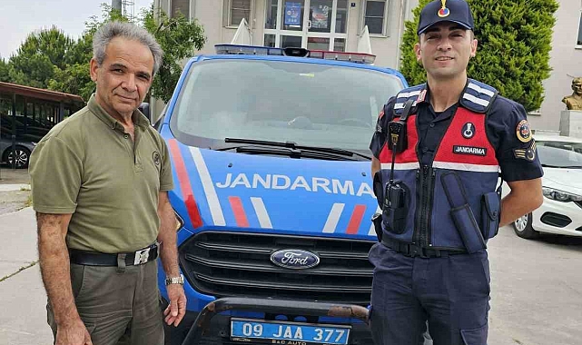 Yaralı porsuk, kurtarıldıktan sonra tedavi için ilgili kuruma teslim edildi