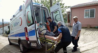 Yatalak veya cihaz destekli hastalar her gün evlerinden alınıp tedaviye götürülüyor