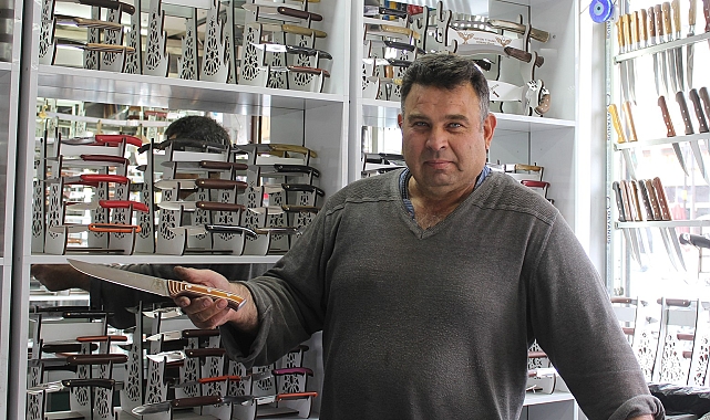 Yılda Bir Kez Yapılan Yoğun Mesai Esnafın Yüzünü Güldürüyor