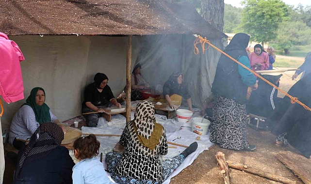 Yörükler, düzenledikleri bazlama etkinliğini, şenliğe dönüştürdü