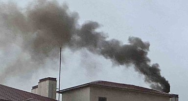 Yüksekova'da mayıs ayı kış mevsimini aratmıyor