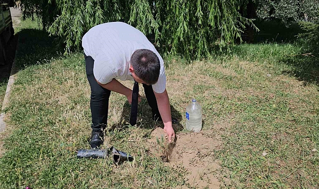 16 yaşındaki otizmli Kerem, davranışları ile yürekleri ısıtıyor