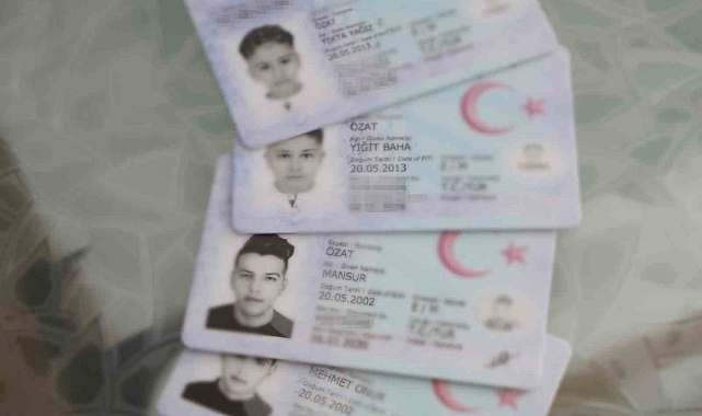 4 oğlunun doğum günü aynı gün