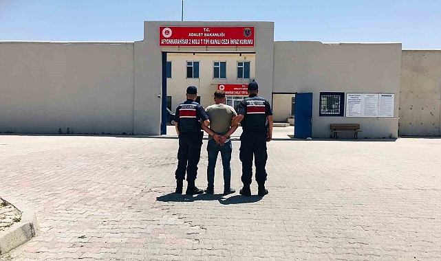 6 yıl hapisle aranan firariyi jandarma yakaladı