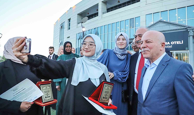 91 ülkeden yaklaşık 11 bin uluslararası öğrenci mezun oldu