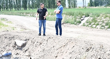 Aralık Kaymakamı Özcan, kanal ıslah çalışmalarını inceledi