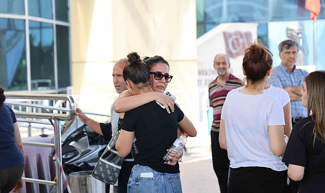 &quot;Çalıştığı hastanede mesai arkadaşları gözyaşı içinde veda etti&quot;