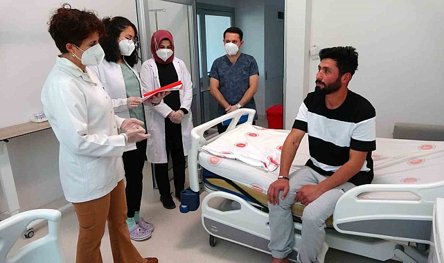 &quot;Çıplak elle keneye dokunmayın&quot;