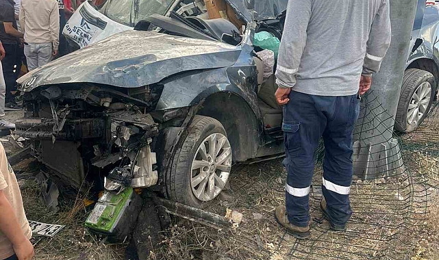 Doğubayazıt&#039;tan Iğdır&#039;a seyir halinde olan araç otomobille çarpıştı