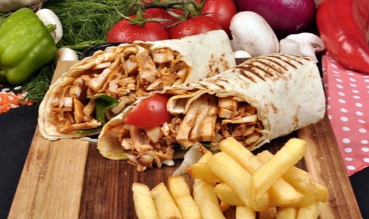 Evde tavuk döner tarifi, nasıl yapılır? Tavuk döner malzemeleri nelerdir?