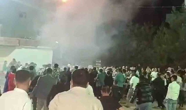 Havai fişek, 9 kişinin yaralanmasına sebep oldu