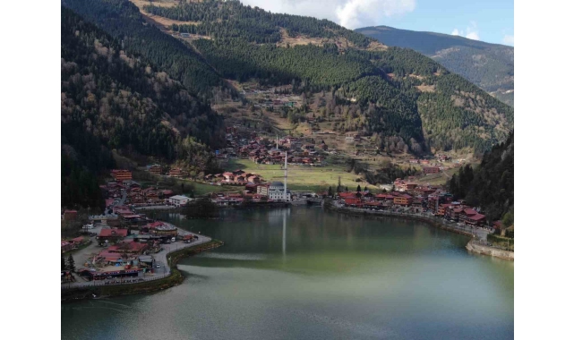 &quot;Haziran ayı geldi ama Doğu Karadeniz&#039;de turizm henüz hareketlenmedi&quot;