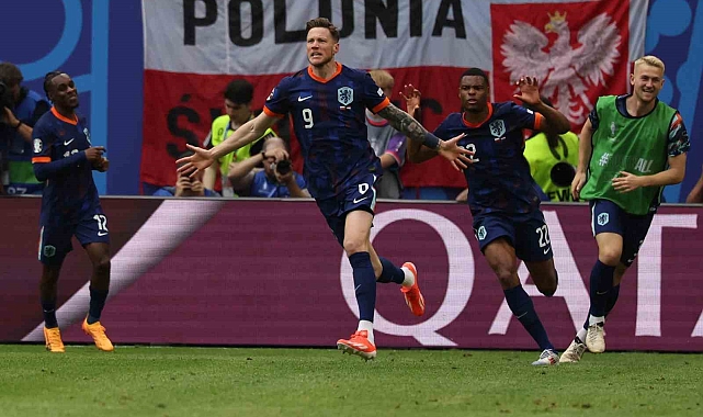 Hollanda ilk maçında Polonya'yı 2-1 mağlup etti