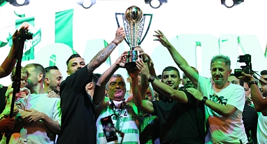 Iğdır Spor'dan muhteşem şampiyonluk kutlaması