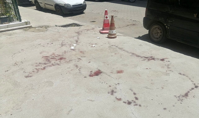 Isparta&#039;da bıçaklar havada üçüştü