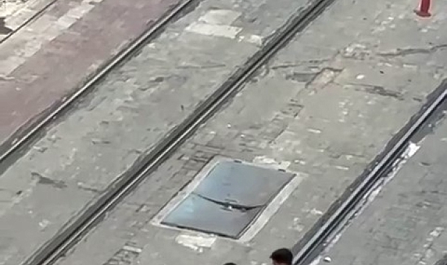 Kadınlar saç saça girdi, erkekler güçlükle ayırdı