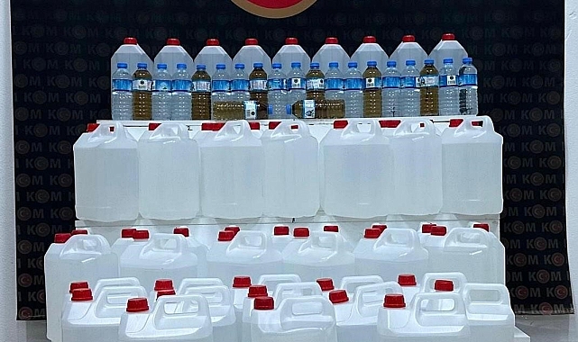 Kars&#039;ta kaçak alkol operasyonu