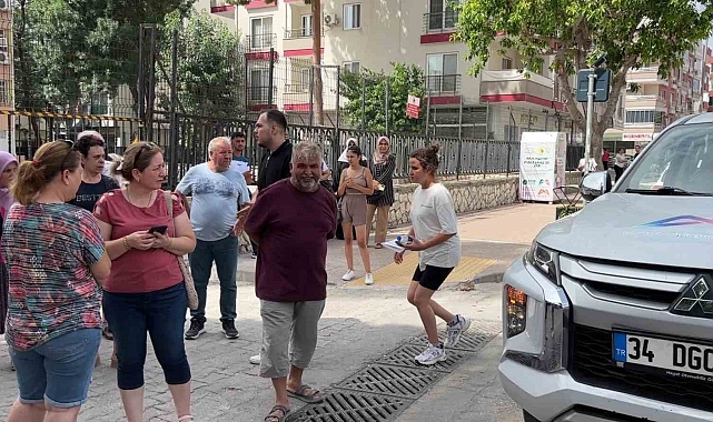 Kimliğini unutan öğrencinin yardımına belediye ekipleri yetişti