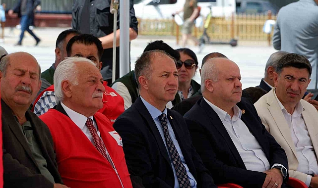 Kızılay Erzurum düzenlenen etkinlikte bir araya gelindi