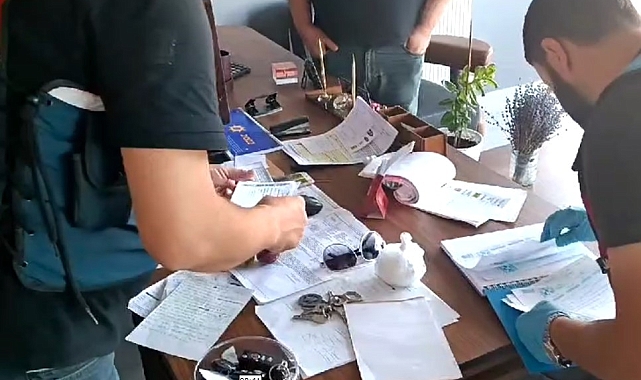 Kredi çekemeyen vatandaşları dolandırdılar