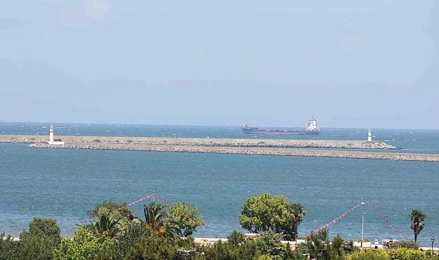 Muhtemel boğulma vakalarının önüne geçebilmek adına denize girilmemesi&quot; uyarısı yapıldı