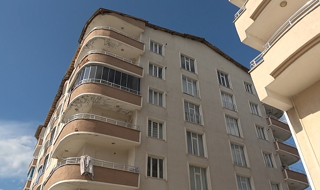 Muş&#039;ta, balkondan düşen 2 yaşındaki çocuk hayatını kaybetti