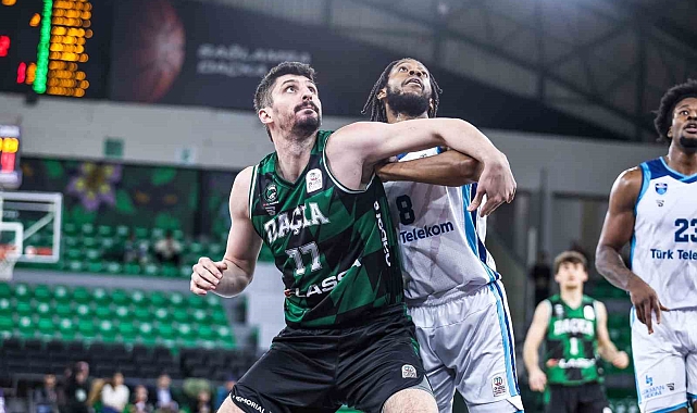 P. KARŞIYAKA SON OLARAK DARÜŞŞAFAKA FORMASI GİYEN KARŞIYAKA&#039;DA HEDEF MUHSİN YAŞAR