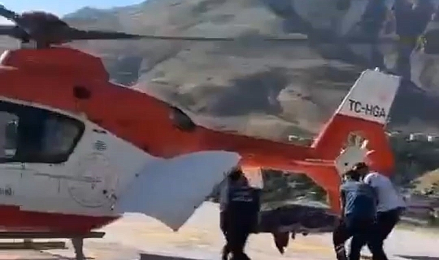 Tedavi gören 84 yaşındaki hasta için helikopter ambulans havalandı