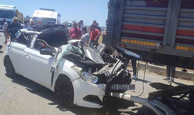 Tır&#039;a arkadan çarpan otomobil sürücüsü hayatını kaybetti