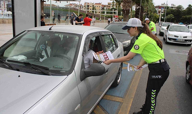 Trafik ekipleri, vatandaşlara öğrenciler için hassasiyetli olmaları çağrısında bulundu
