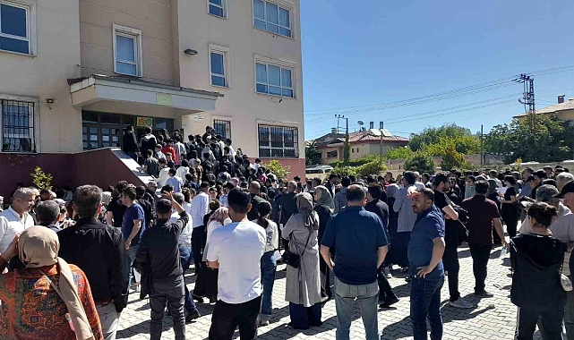 Van&#039;da da 19 bin 904 öğrenci ter döktü