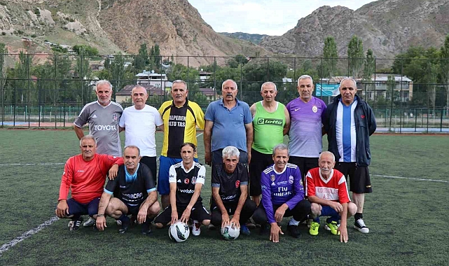 30 yıl sonra bir kez daha buluştular