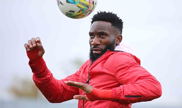 Aaron Appindangoye, Sivasspor&#039;a veda etti