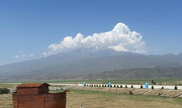 Ağrı Dağı&#039; tırmanışı sırasında hayatını kaybeden 10 dağcı anıldı