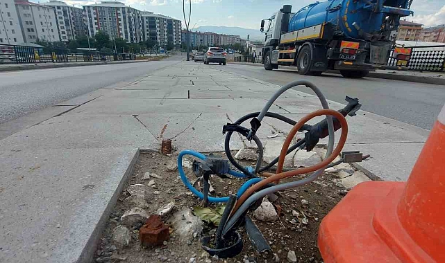 Aras Elektrik dağıtım şirketi vatandaşın canını hiçe sayıyor