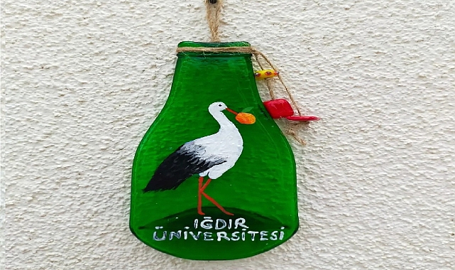 Atık şişelerden hediyelik eşyaya dönüşüm