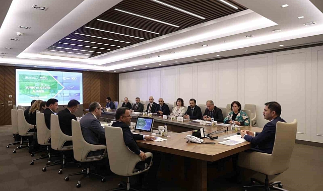 Bakan Kurum: &quot;2053 net sıfır emisyon hedeflerimiz için gece gündüz çalışacağız&quot;