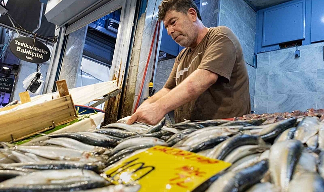 Balıkçı esnaf, satışların durgun olduğundan dert yakındı