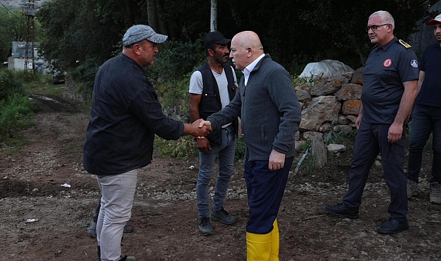 Başkan Sekmen vatandaşlarla bir araya geldi