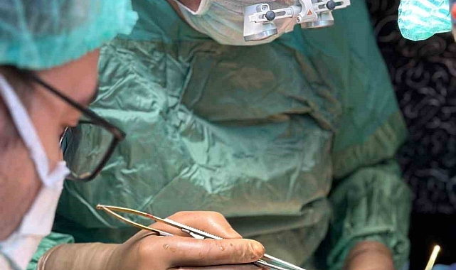 Beyin ölümü gerçekleşen 57 yaşındaki kadının organları 3 kişinin hayatına umut oldu