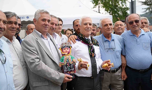 Büyükşehir Belediye Başkanı makamını ilçeye taşıdı