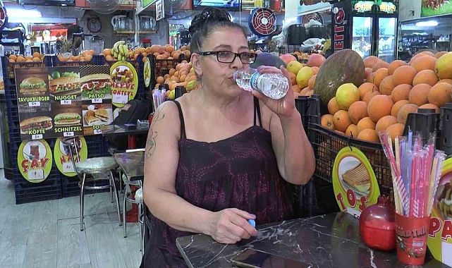 Çay, kahve gibi kafeinli içecekler, sıvı kaybına sebep olabiliyor